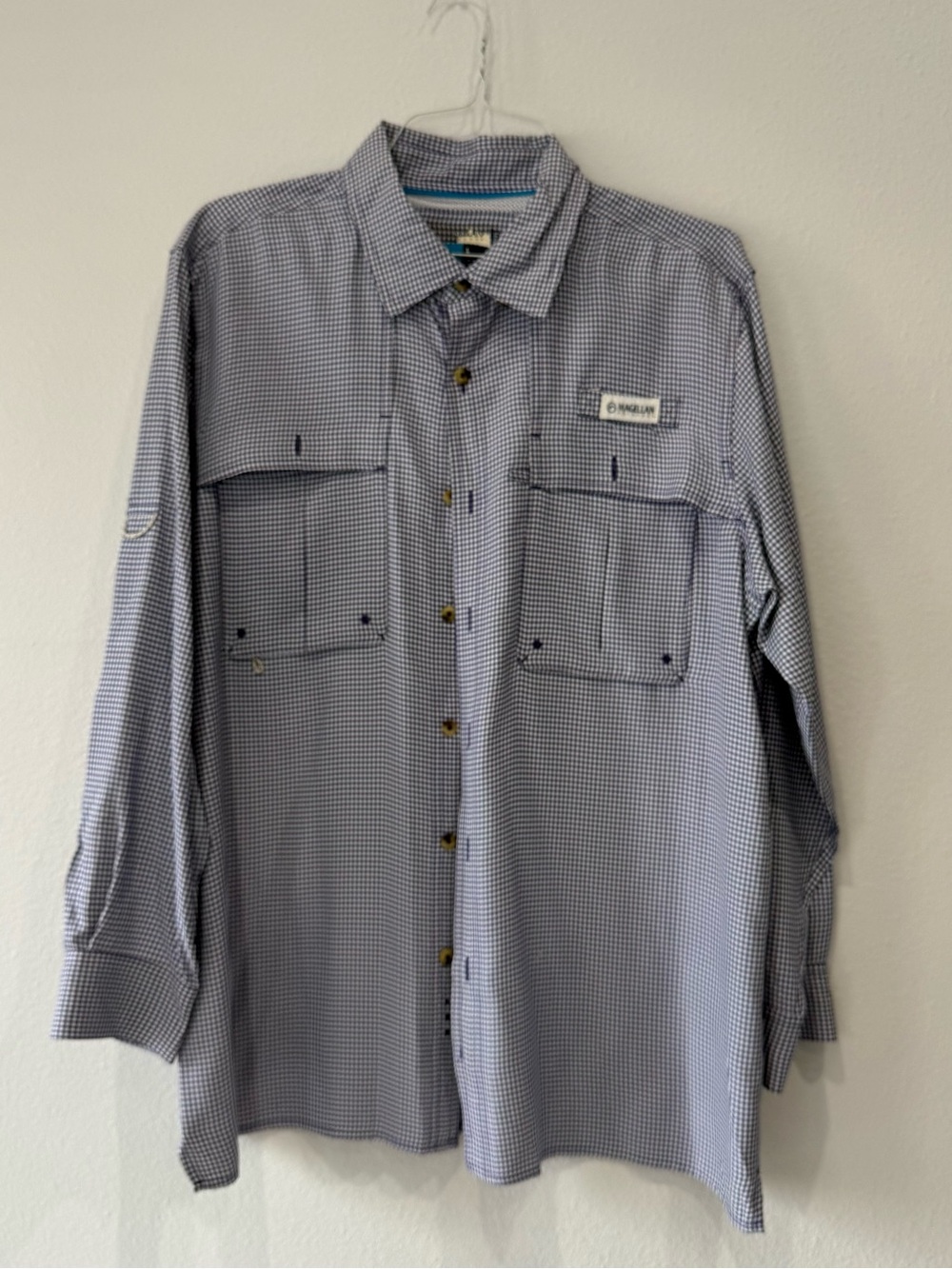 Magellan Outdoors Blue and White Check Long Sleeve Dress Shirt large